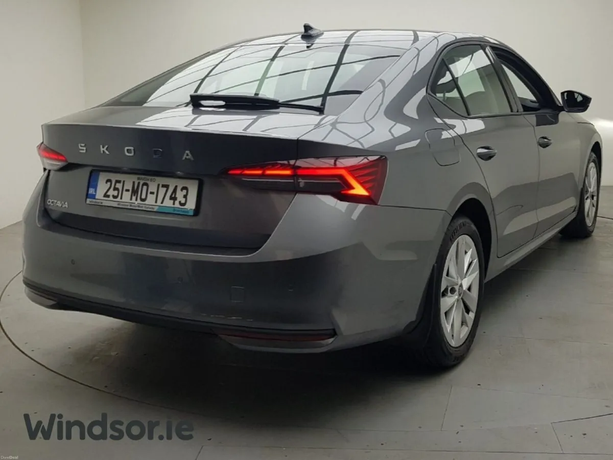Skoda Octavia Selection 2.0TDI 115HP - Image 4