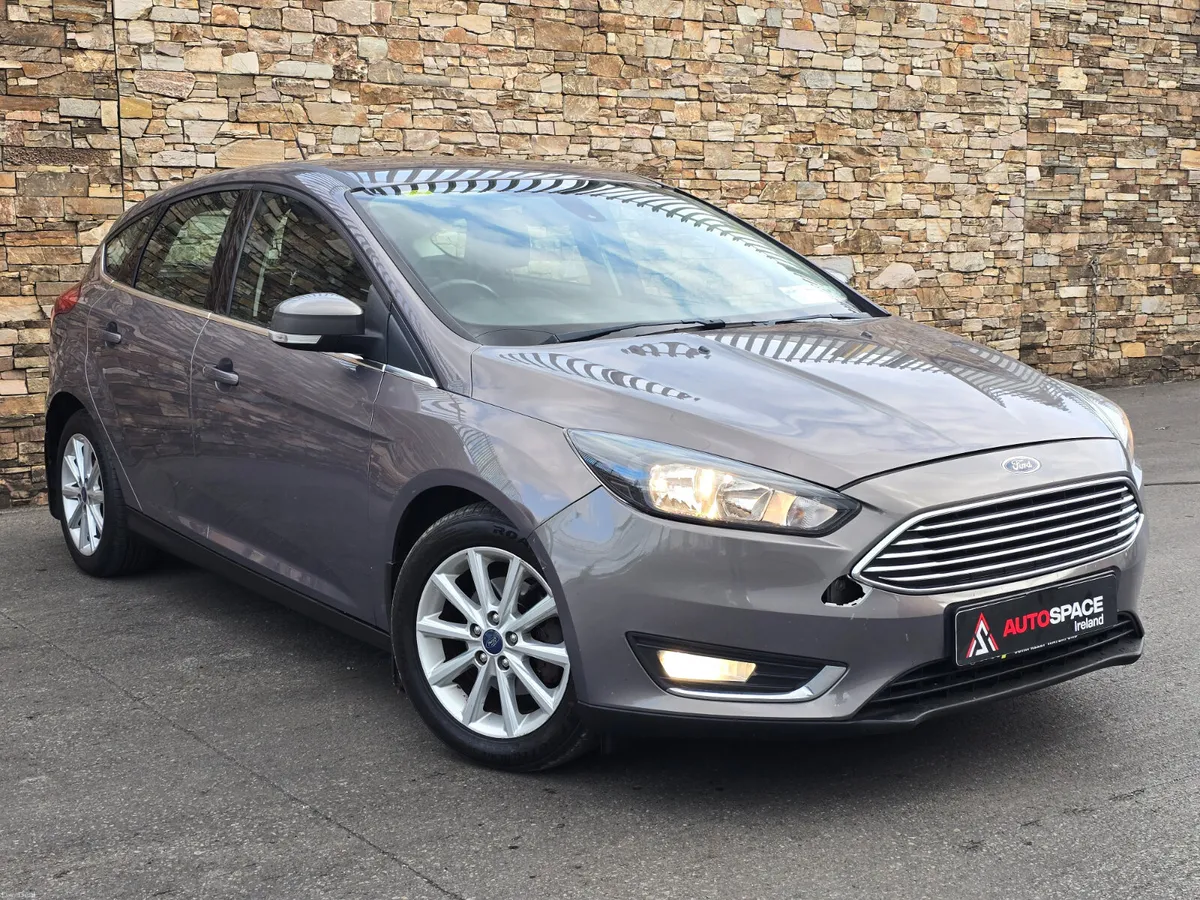 161 Ford Focus TITANIUM 1.5 Diesel 6 Speed Manual - Image 1