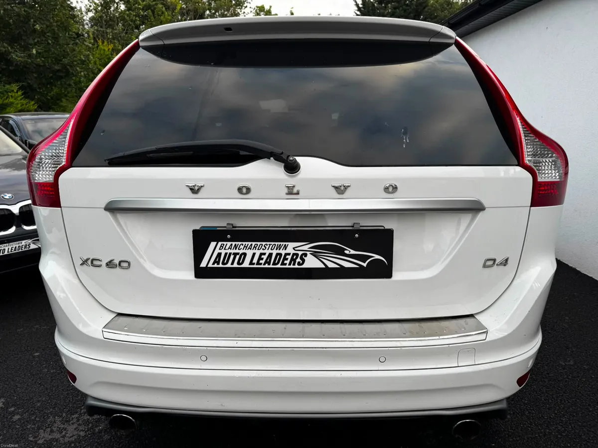(142) VOLVO XC60 2.0 R-DESIGN D4 181BHP - Image 6