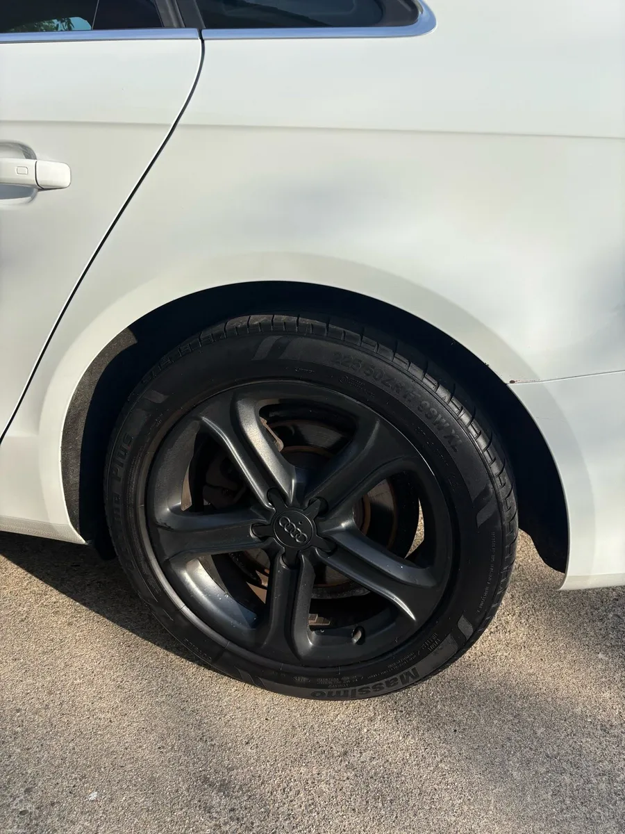 Audi A4 142 - Image 6