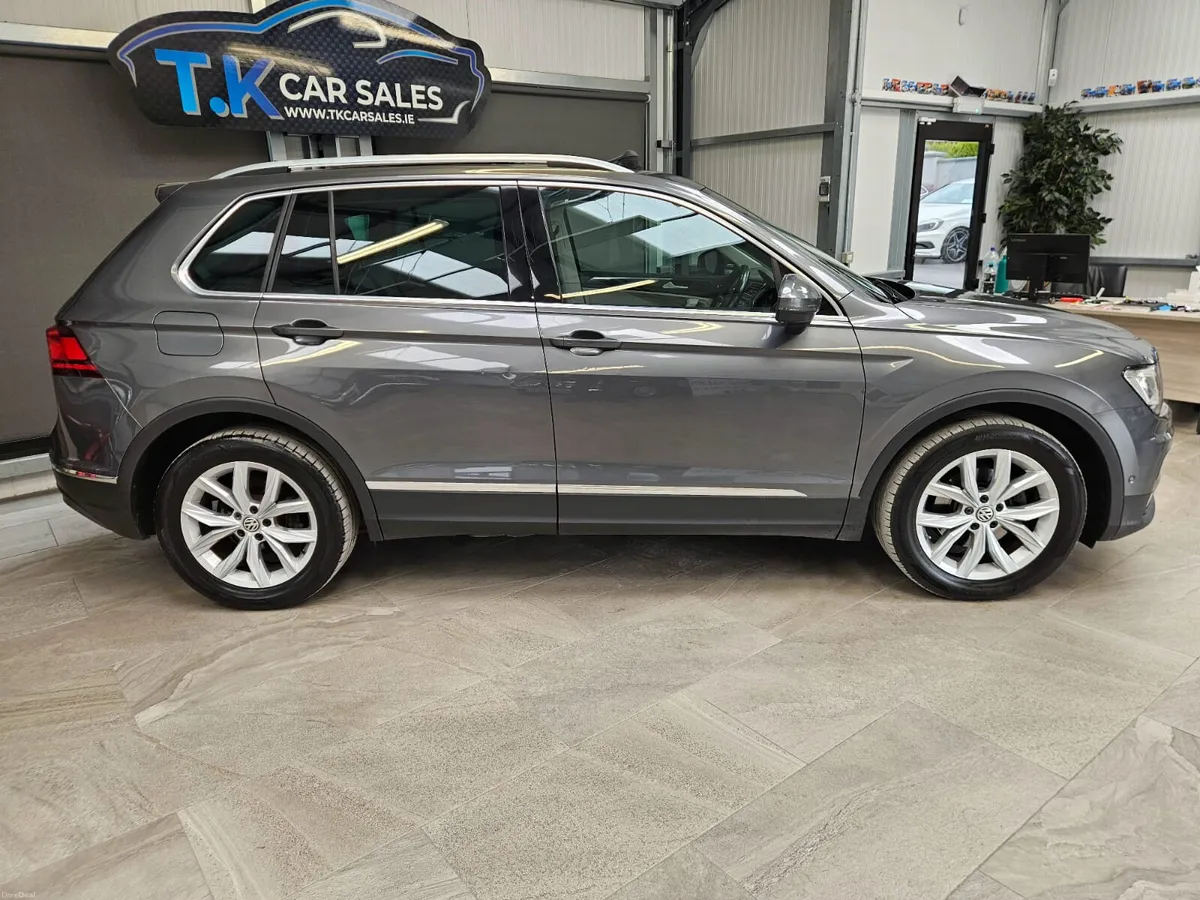 19 VOLKSWAGEN TIGUAN HIGHLINE AUTO PAN ROOF - Image 3