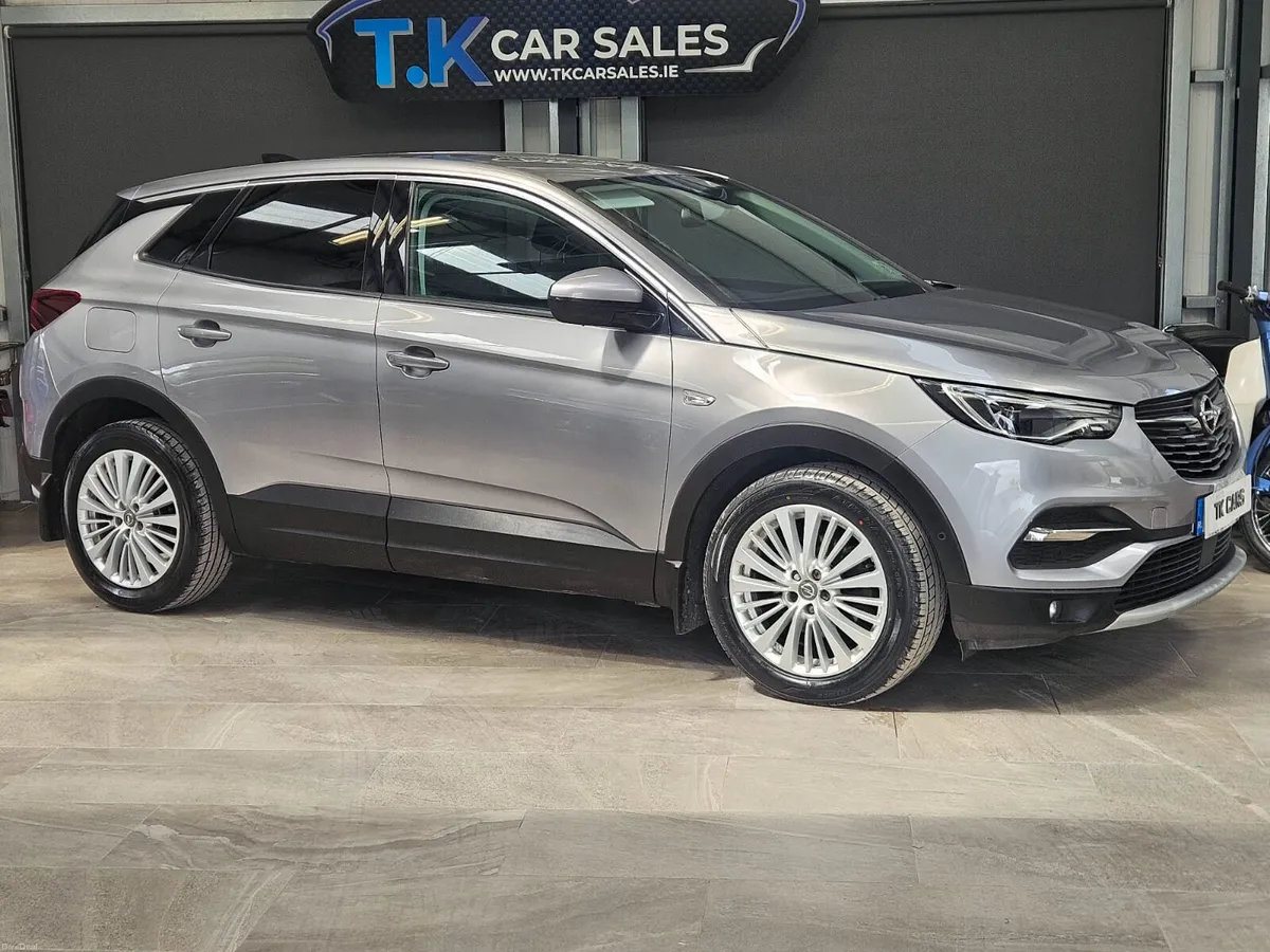 18 OPEL GRANDLAND X 1.6 DIESEL - Image 1