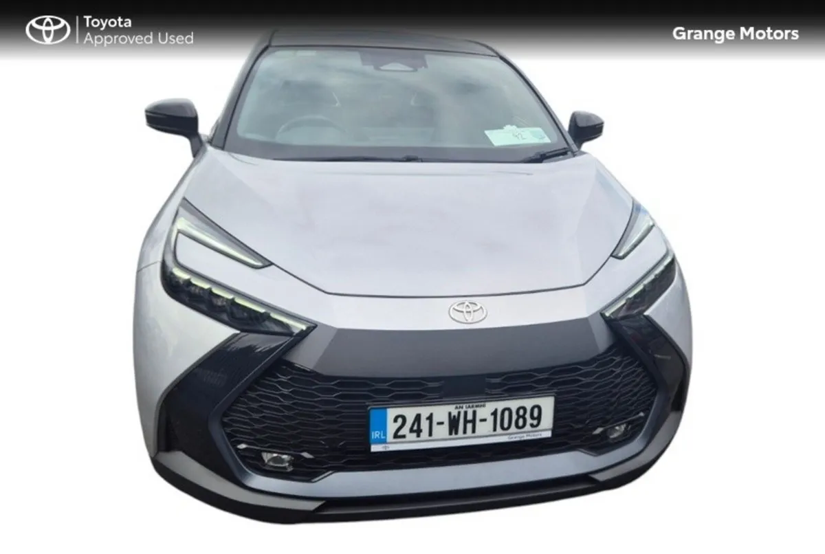 Toyota C-HR 1.8 HYBRID SOL 5DR - Image 5