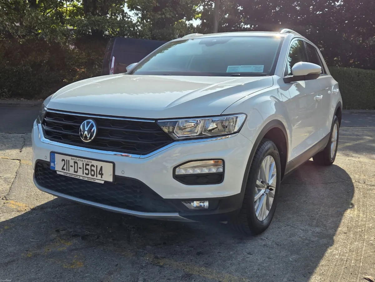 Volkswagen T-Roc DESIGN 2.0 TDI MANUAL 6SPEED FWD - Image 2