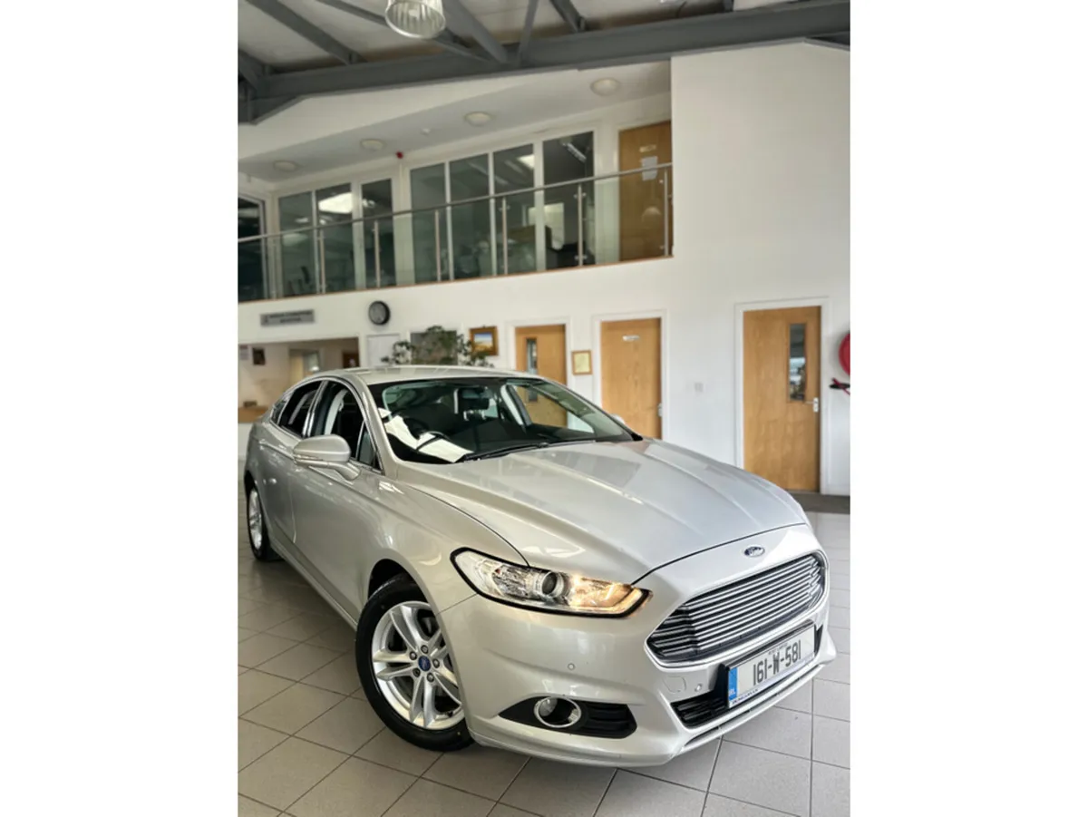 Ford Mondeo ZETEC 5DR 1.5 TDCI 120PS 4DR - Image 2