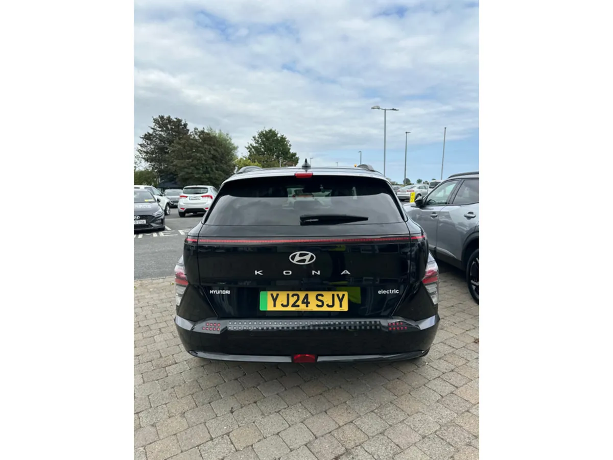 Hyundai KONA ULTIMATE EV - Image 2