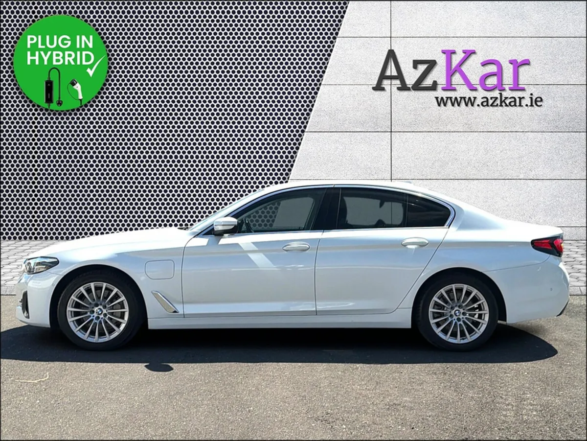 BMW 5-Series 2021 SPORT 2.0 PLUG IN HYBRID - SALOO - Image 5