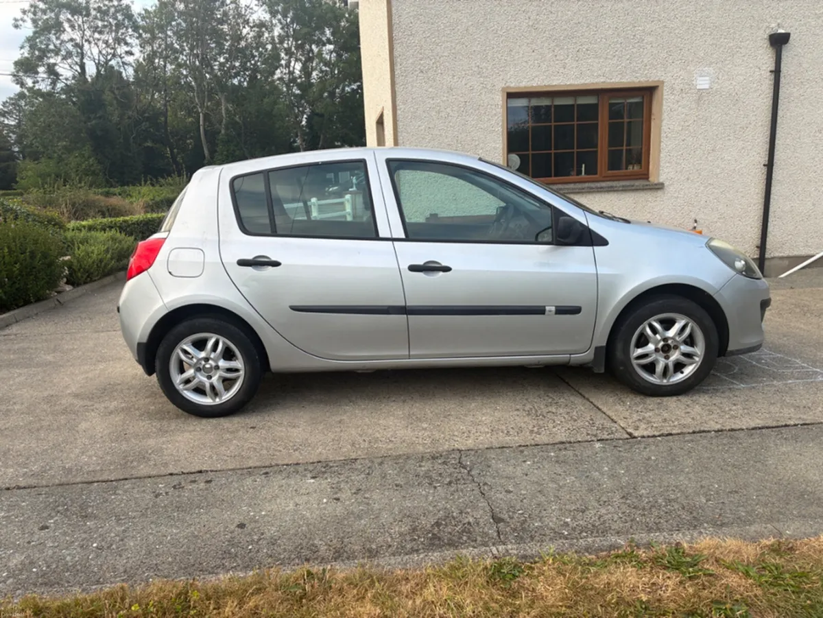 Renault Clio 1.2 16V SPORT PLU PLUS - Image 4