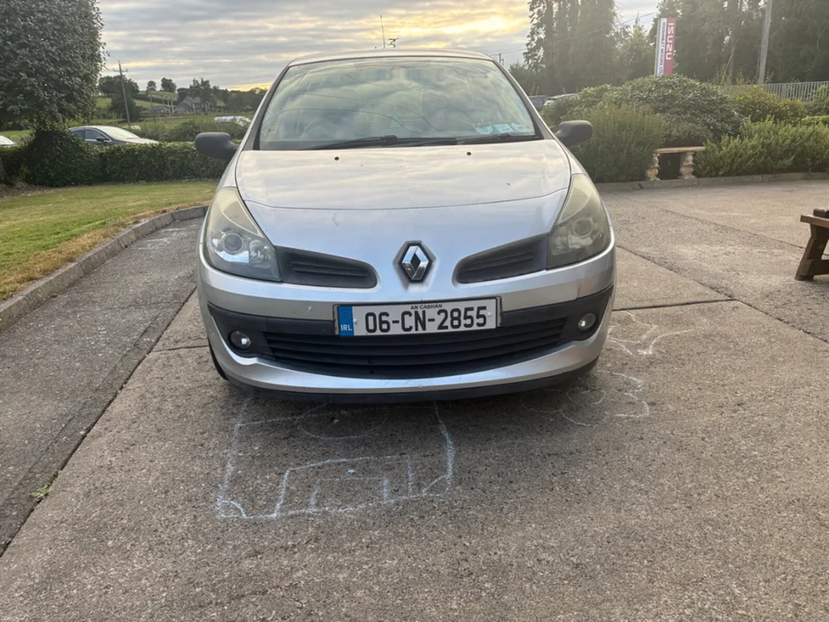Renault Clio 1.2 16V SPORT PLU PLUS - Image 2