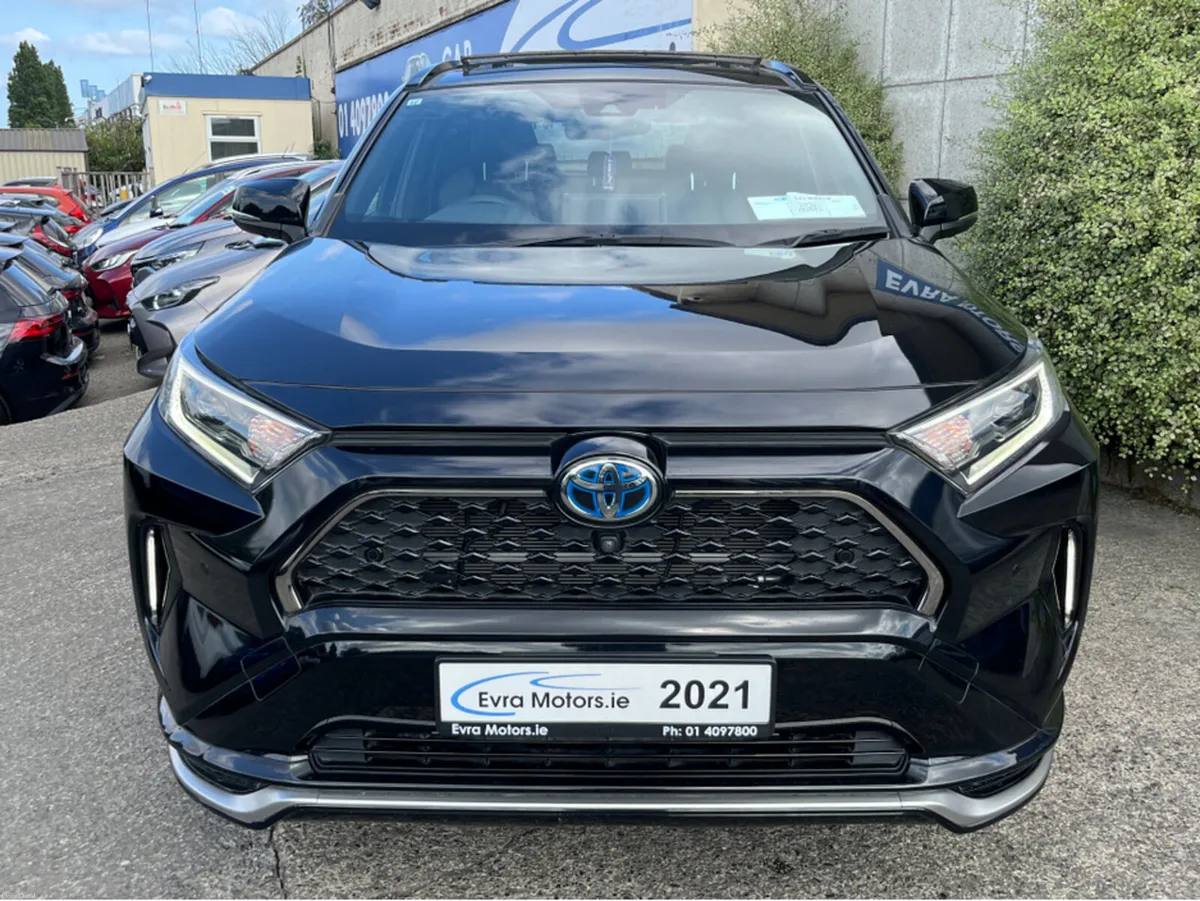 Toyota RAV4 G PLUG IN HYBRID AUTOMATIC 2.5 PETROL - Image 3