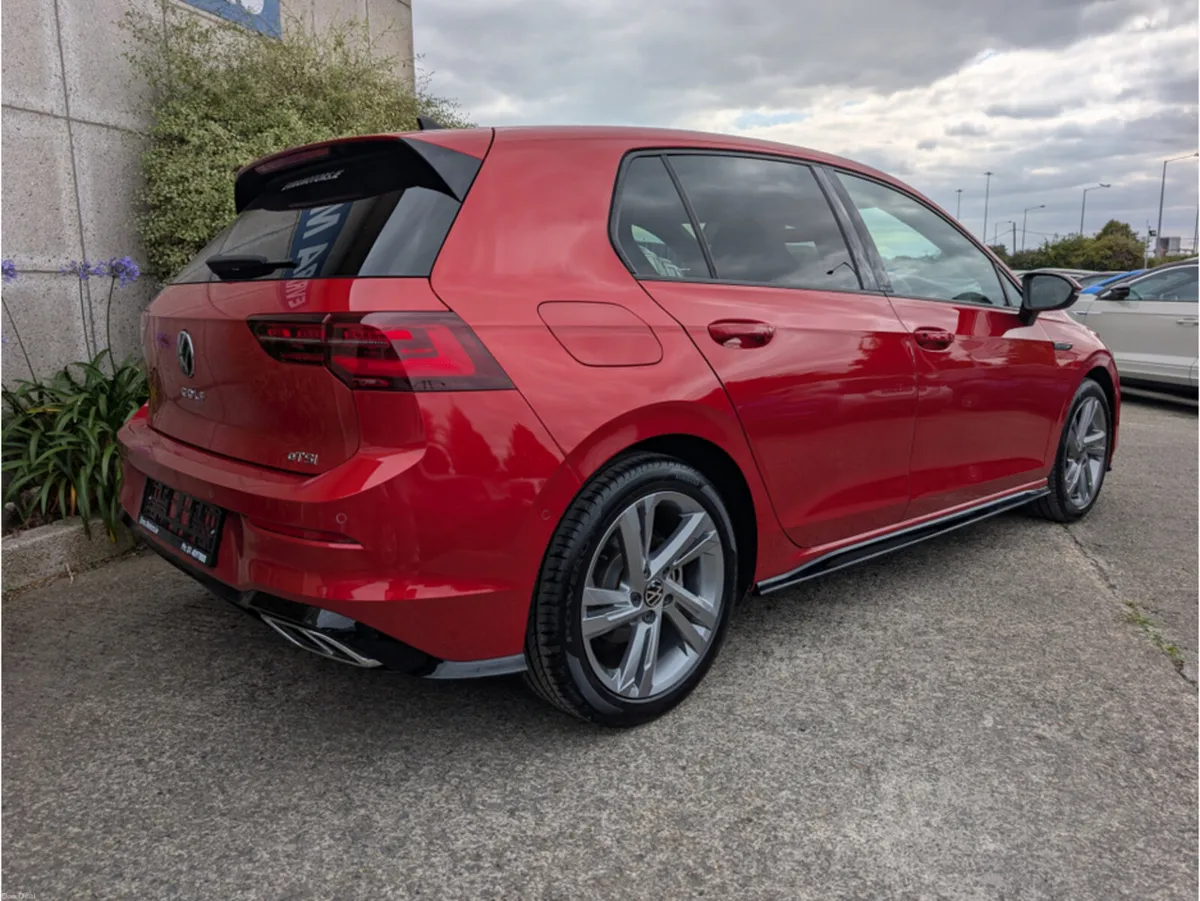 Volkswagen Golf E-TSI R-LINE AUTOMATIC HYBRID 1.5 - Image 5