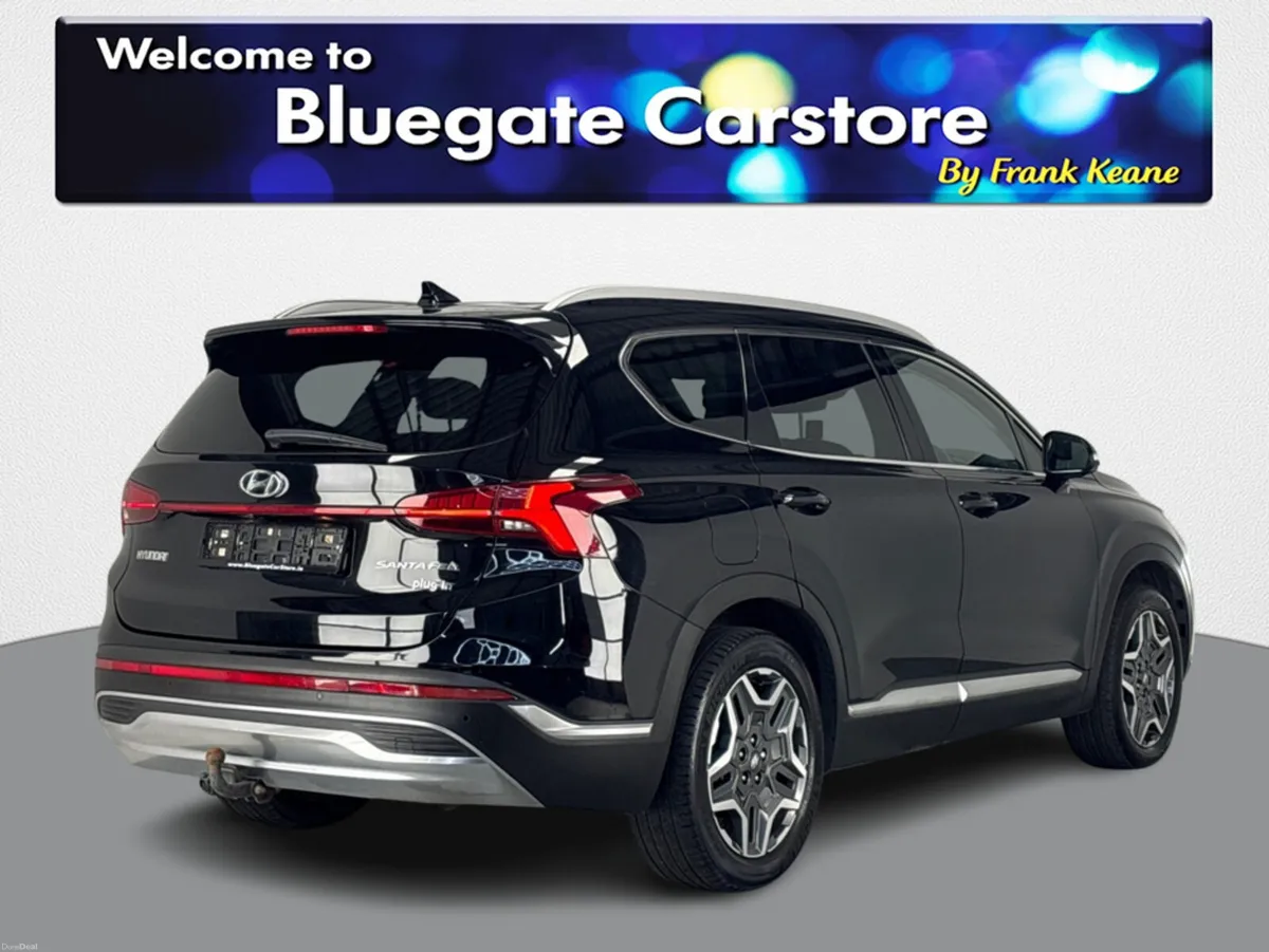 Hyundai Santa Fe PREMIUM PHEV AUTO**FULL BLACK HEA - Image 4