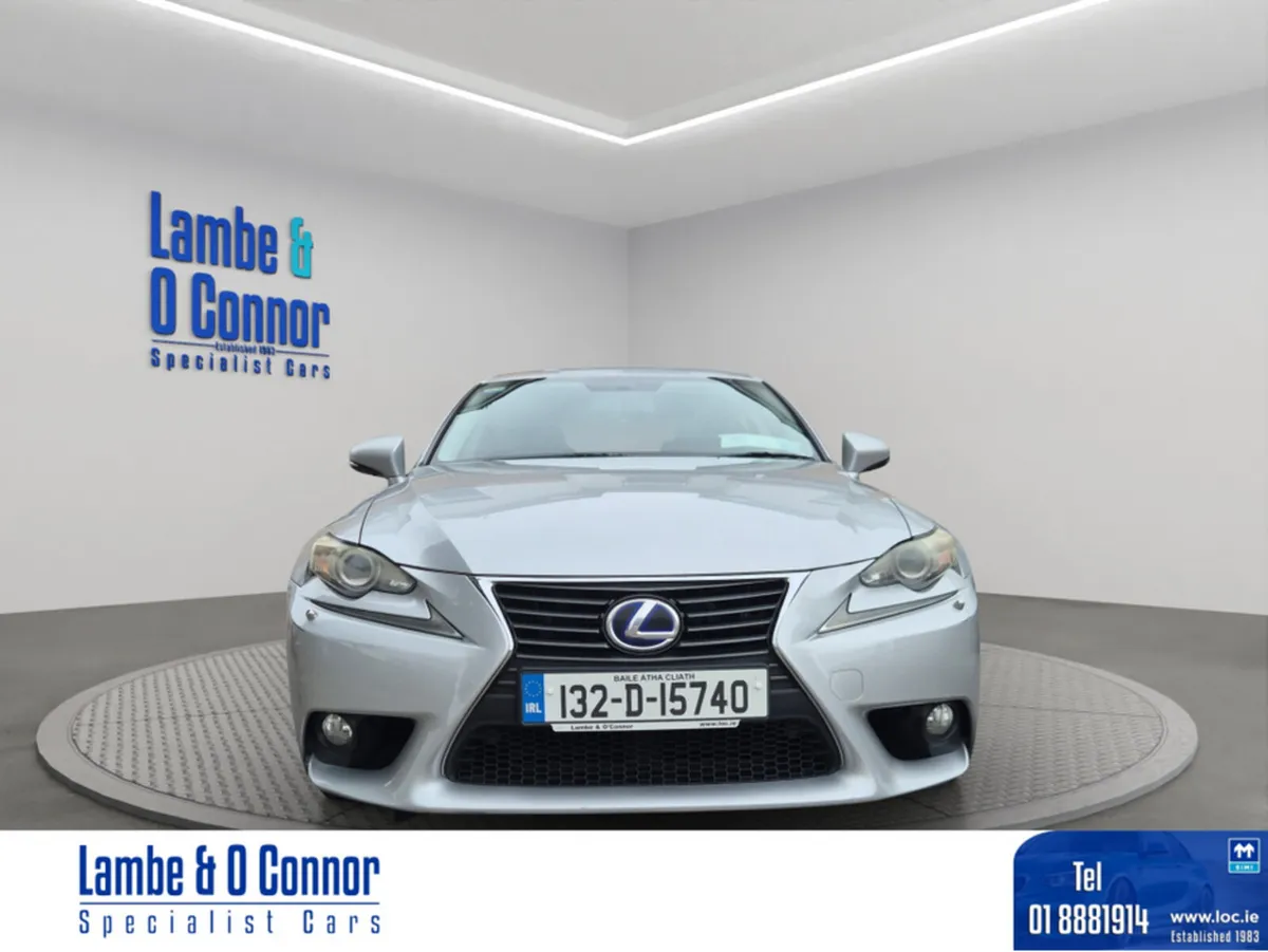 Lexus IS 300 H SE AUTO 2.5 *** SELF CHARGING HYBRI - Image 2