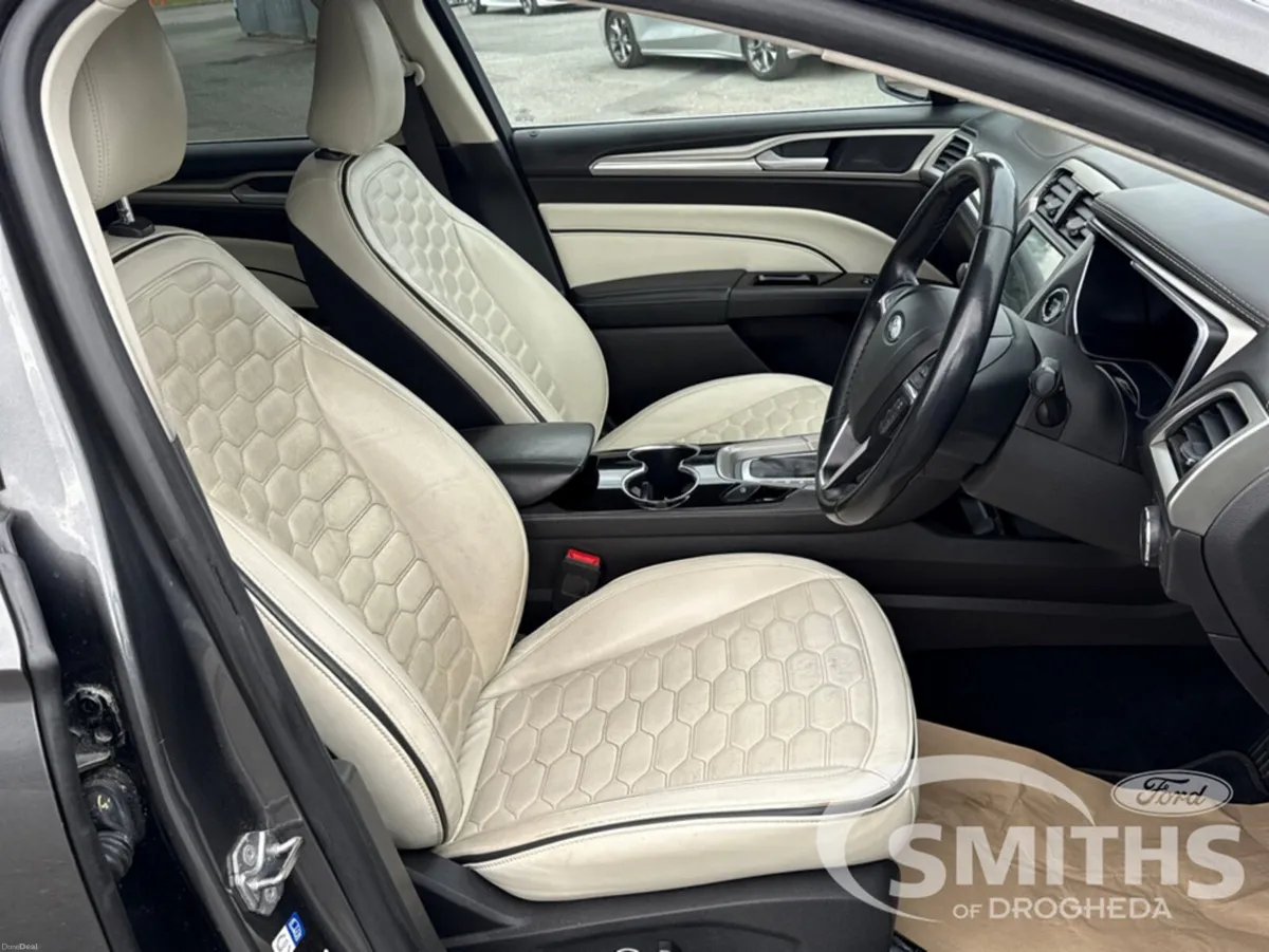 Ford Mondeo VIGNALE 2.0 188PS HEV - Image 4