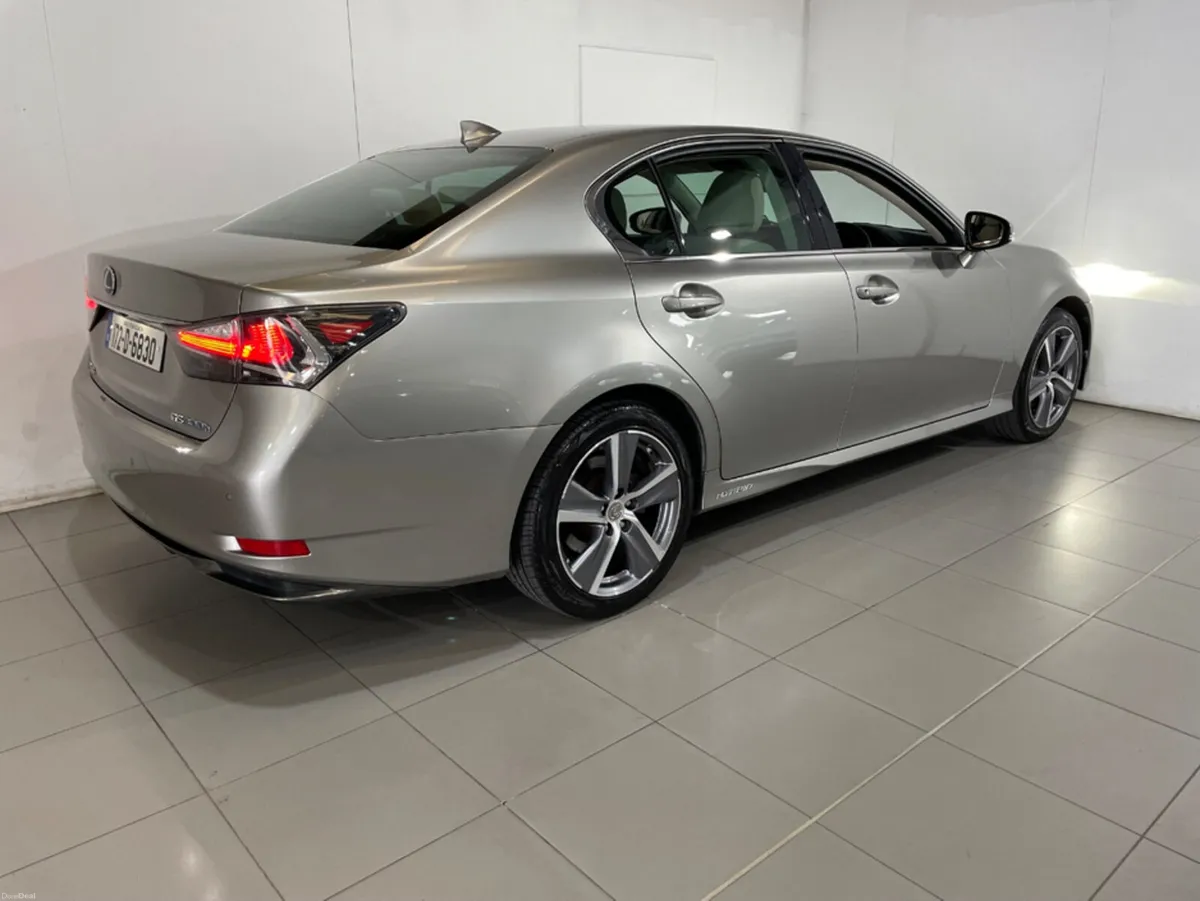 Lexus GS GS300H LUXURY HYBRID 4DR AUTO - Image 4