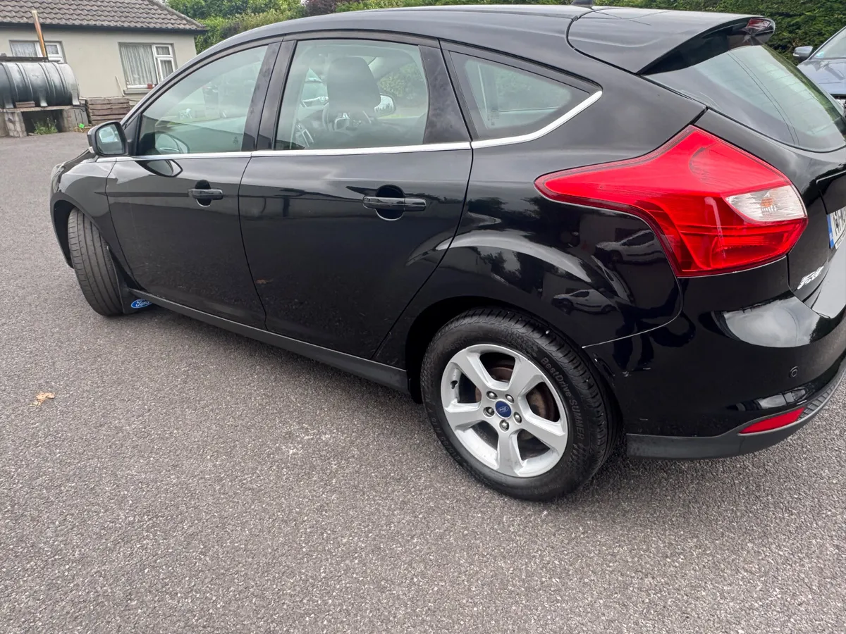 Ford Focus 2014 - Image 4