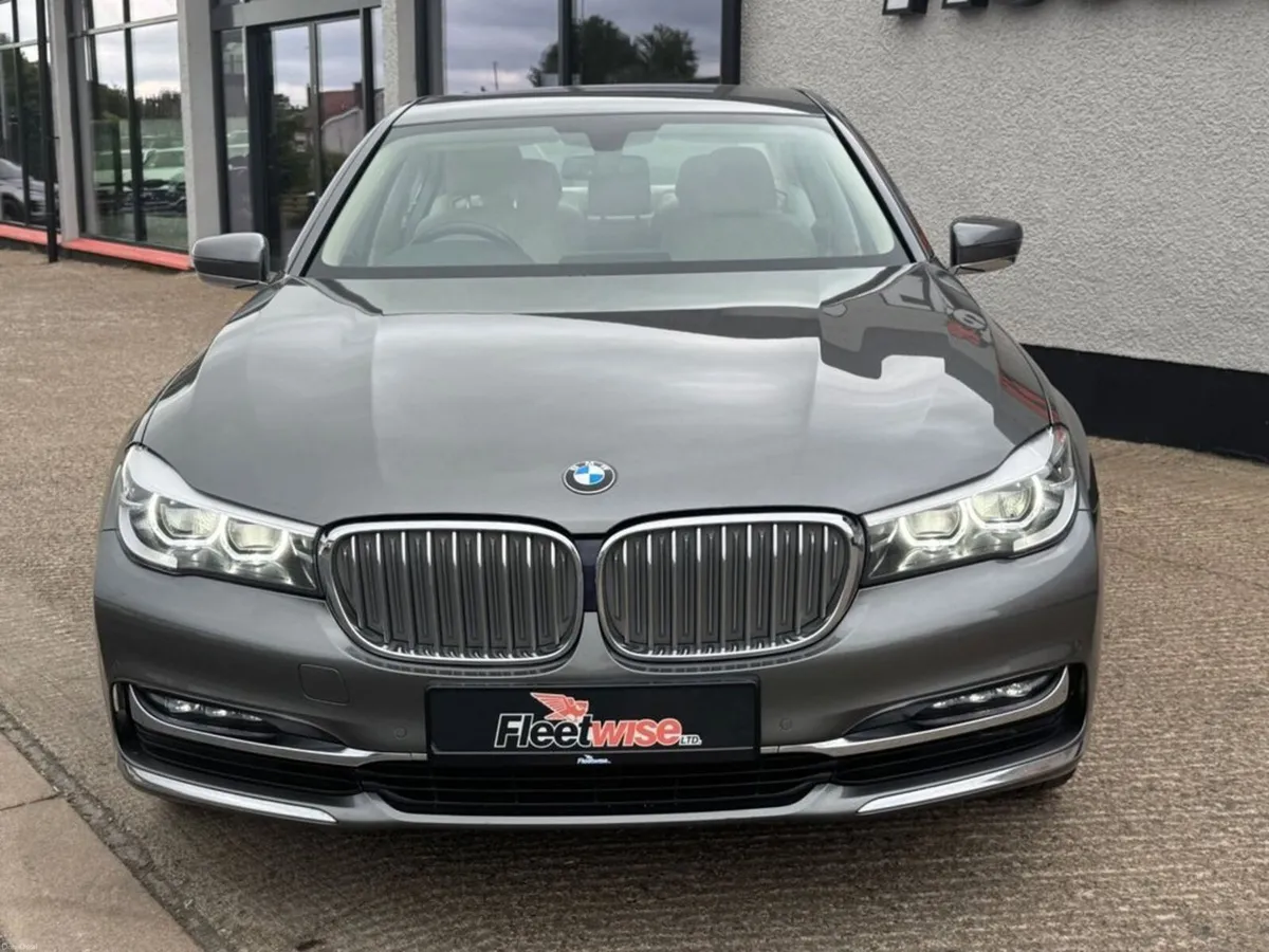 3.0 730d Exclusive Saloon 4dr Diesel Auto Euro 6 ( - Image 2
