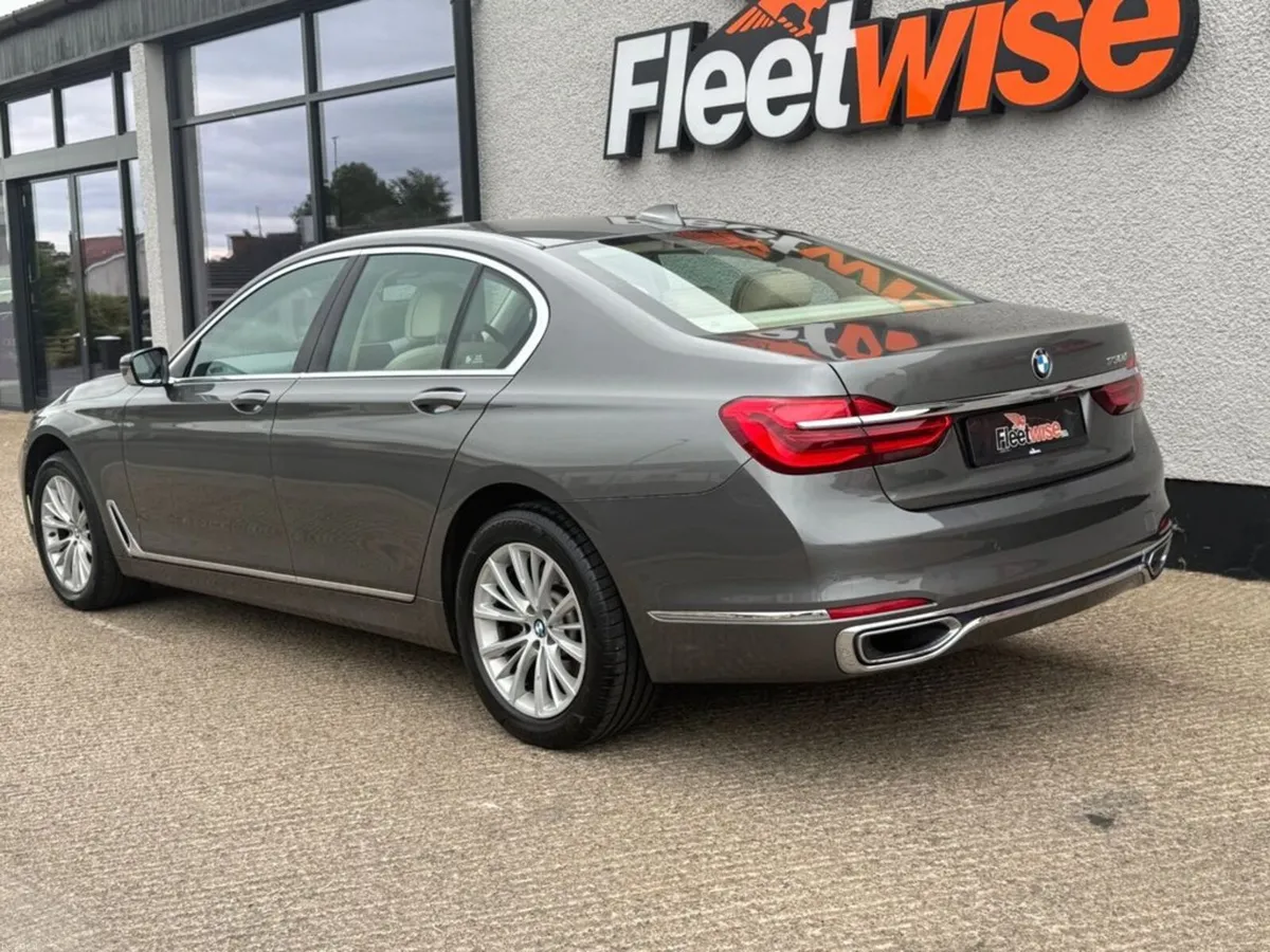 3.0 730d Exclusive Saloon 4dr Diesel Auto Euro 6 ( - Image 6
