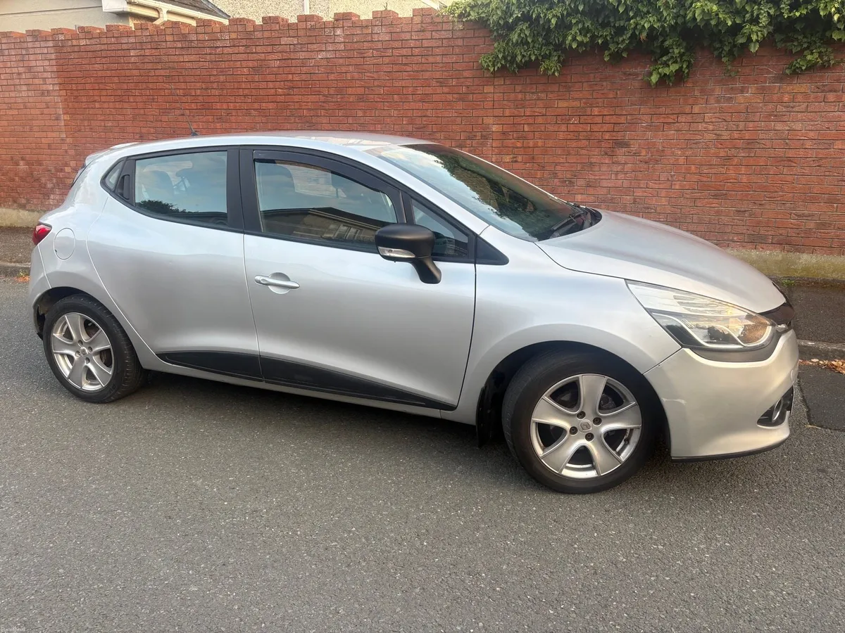 2016 Renault Clio 1.2 Play 75bhp - Image 4