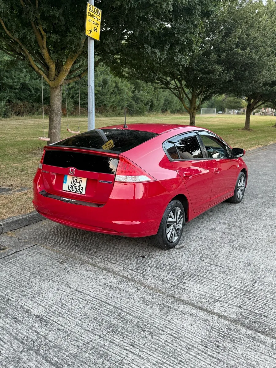 Honda insight Automatic NCT 1/27 tax 5/27 - Image 3