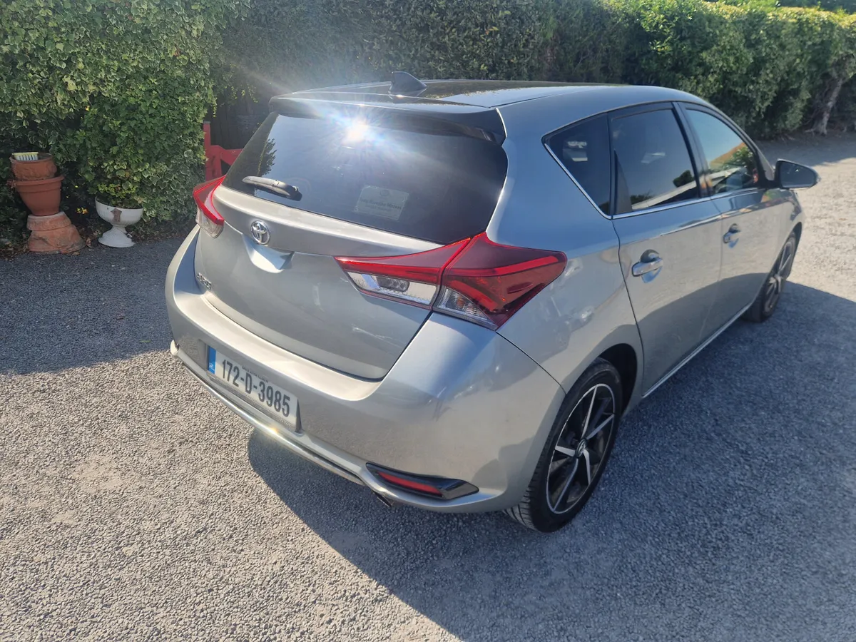 Toyota Auris LUNA SPORT 2017 - Image 4