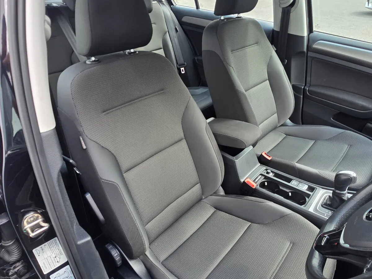2014 Volkswagen Golf 1.2 TSI TL AUTO / LOW MILEAGE - Image 4