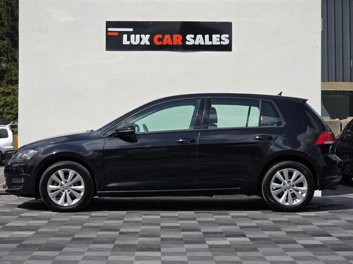 2014 Volkswagen Golf 1.2 TSI TL AUTO / LOW MILEAGE - Image 3
