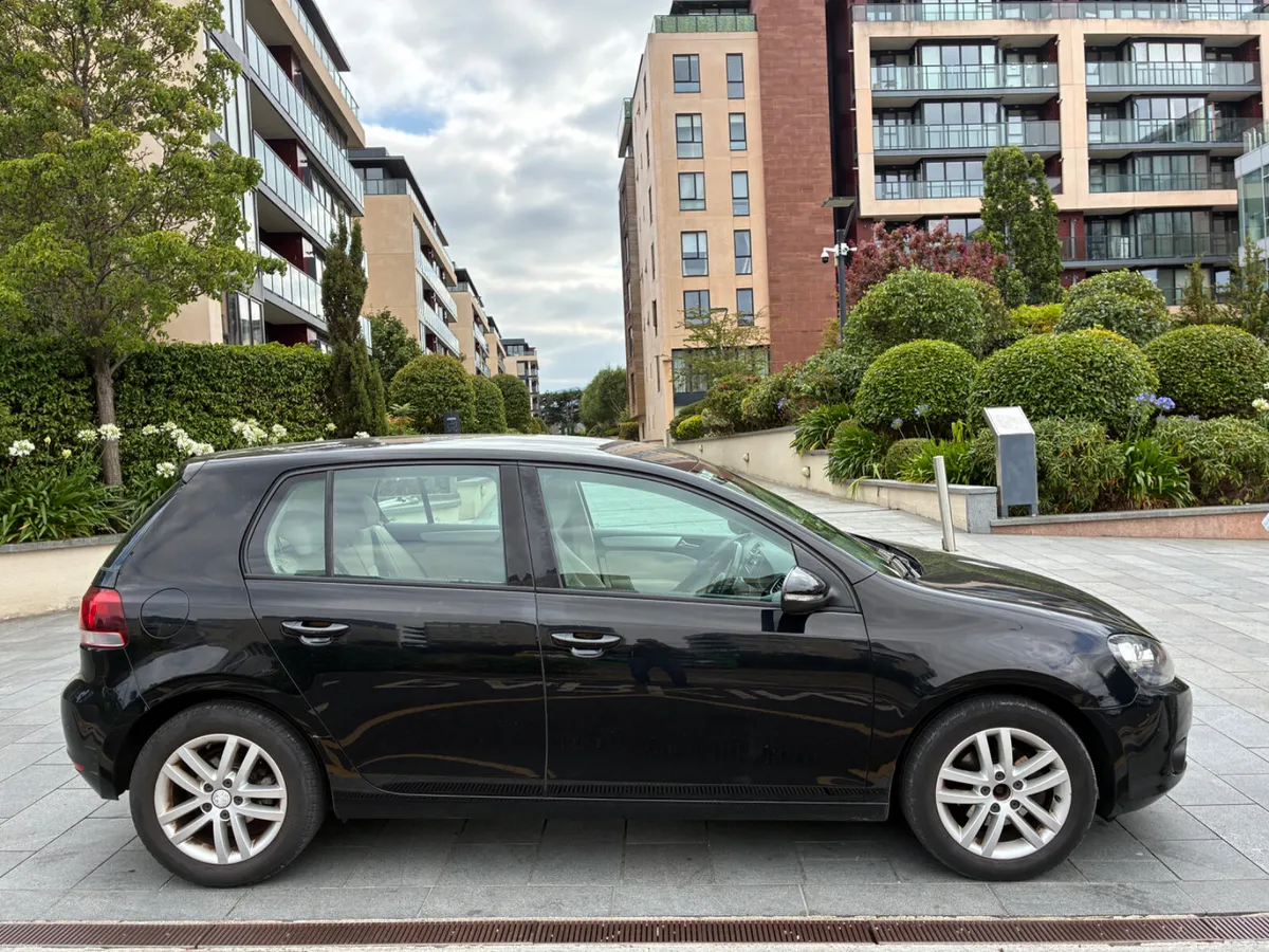 Volkswagen Golf 1.2 TSI - €4,350 - Image 2