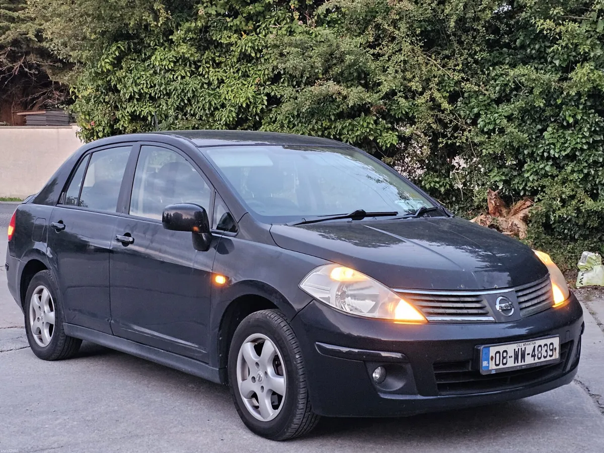 €899 Nissan Tiida 2008 diesel ⛽️ nct&tax €899 - Image 6