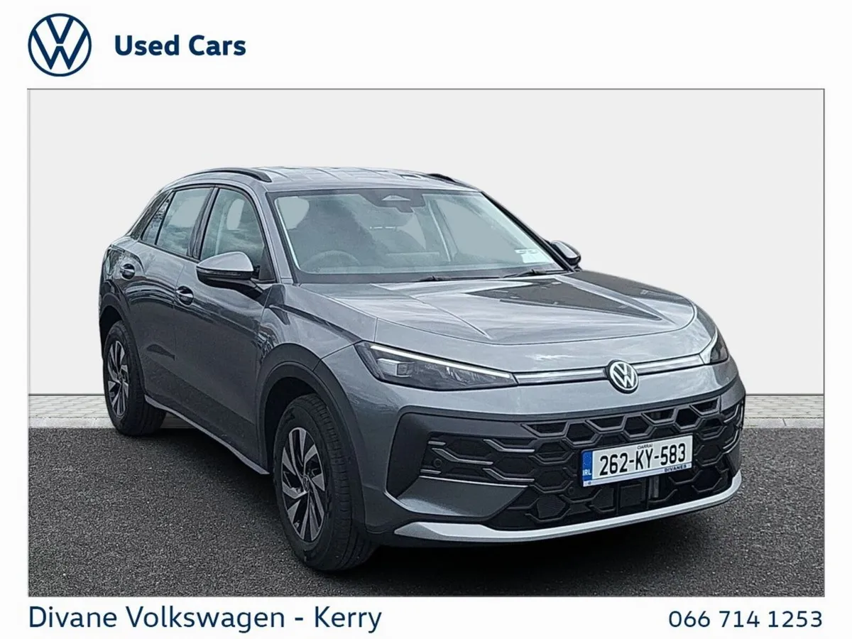 Volkswagen T-Roc LIFE PLUS 1.5 MHEV 116BHP AUTO - Image 1