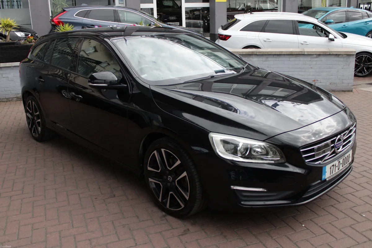 2017 VOLVO V60 5DR ESTATE AUTOMATIC 2.0 - Image 2