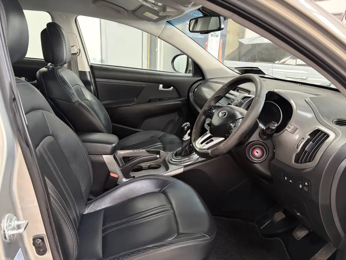 Kia Sportage 2015. 1.7D.  EXL - Image 3