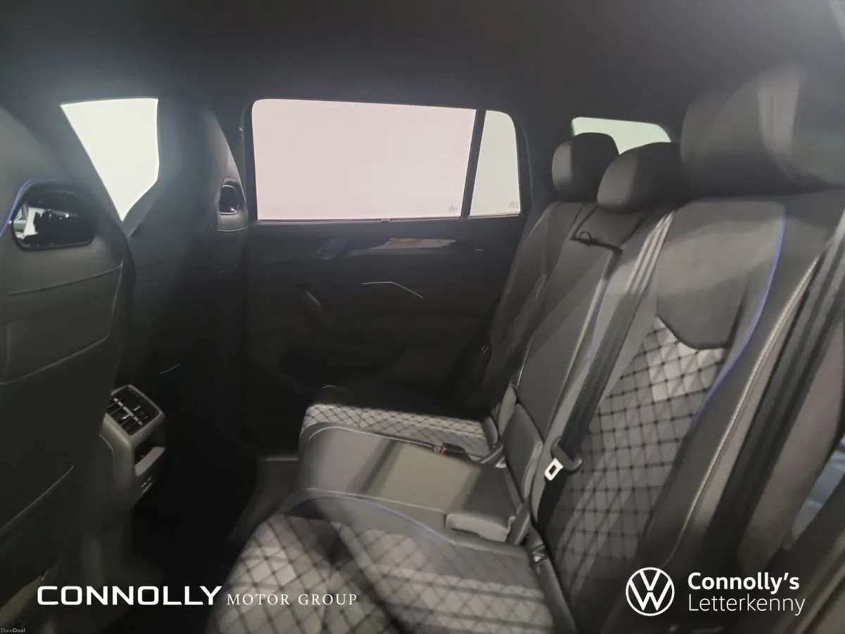 Volkswagen Tayron R-Line 1.5TSI eHybrid - Image 6
