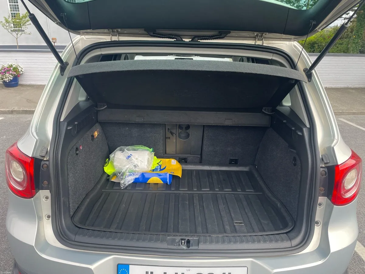 Wv Tiguan 2011 2.0 manual - Image 6