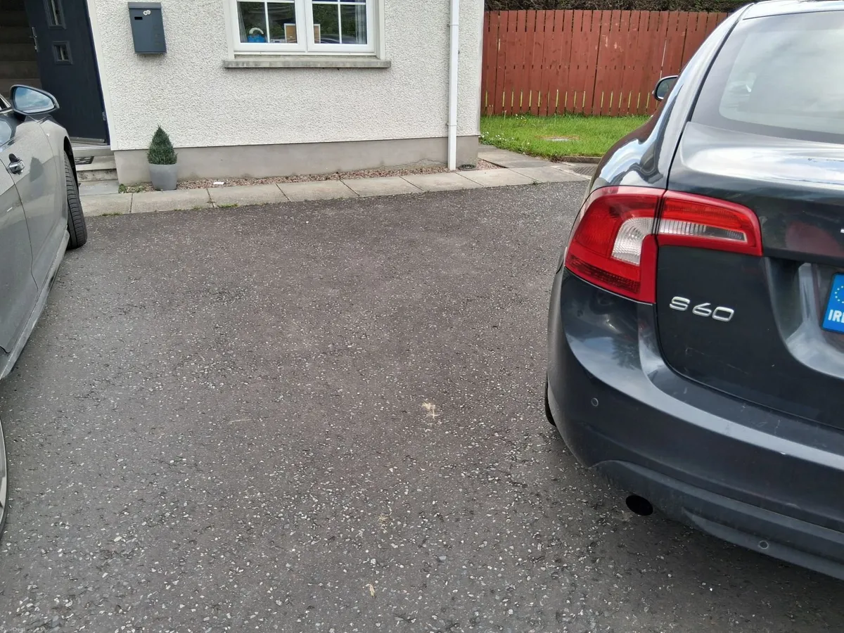 Volvo S60 2012 - Image 2