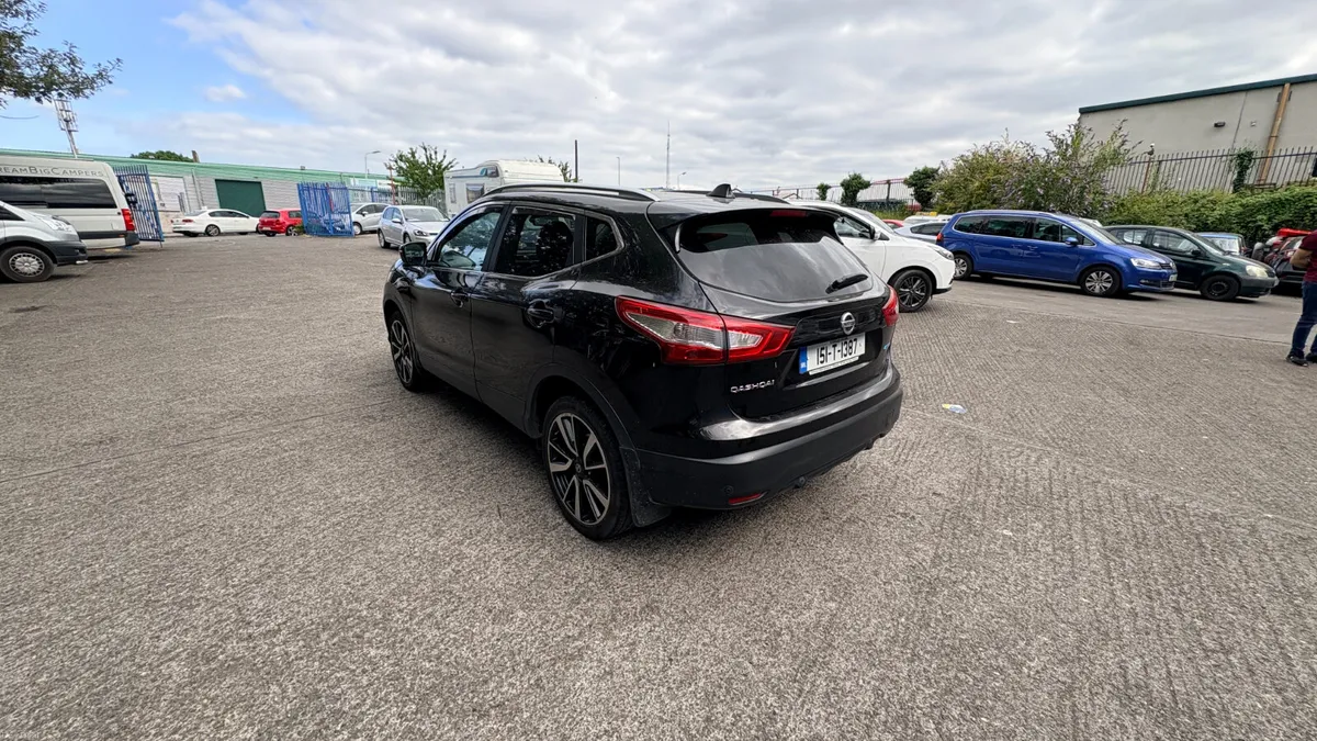 Nissan Qashqai 1.5 Diesel 2015 - Image 4