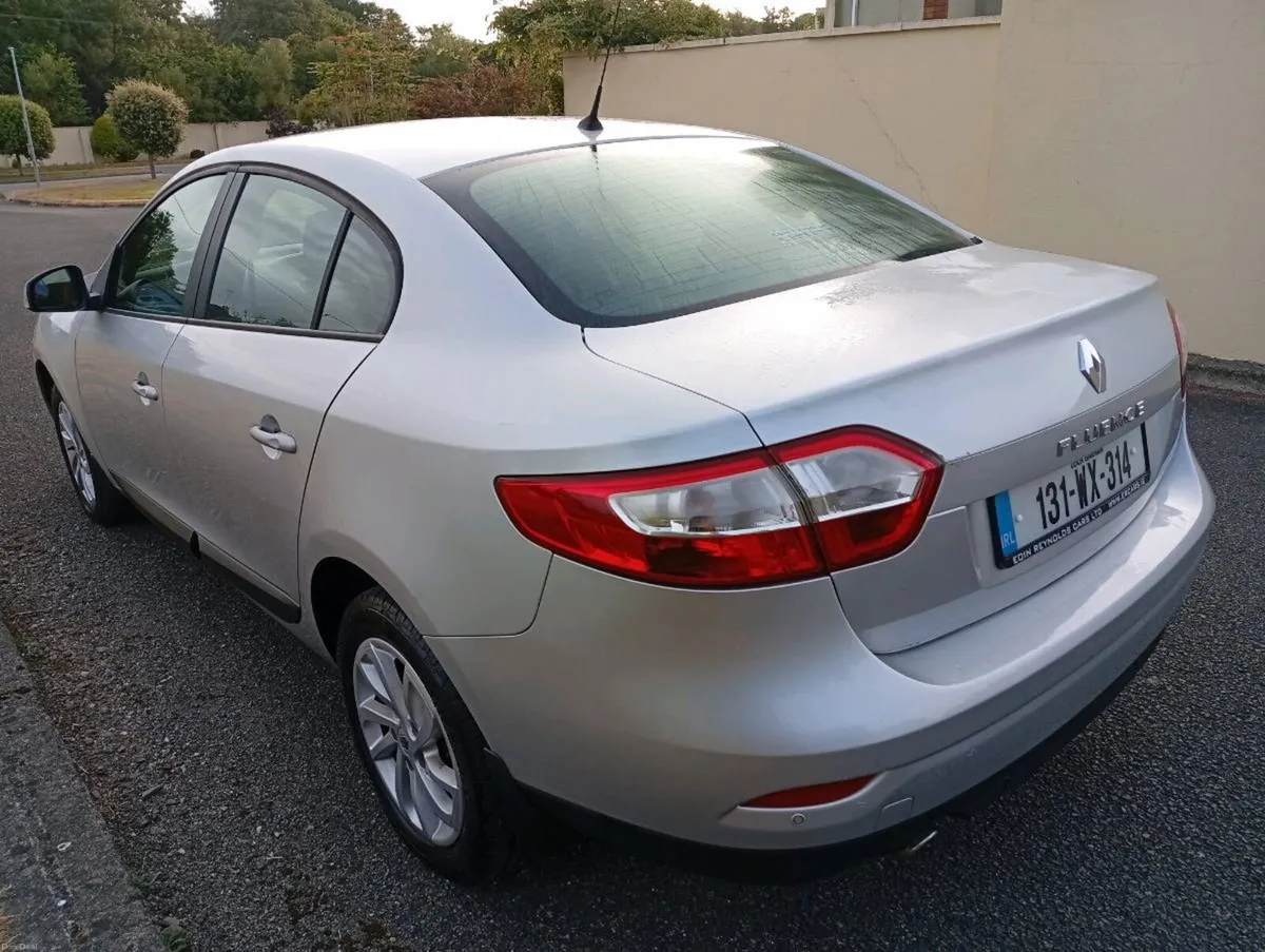 131 Renault Fluence 1.5dci Dynamique Full history - Image 3