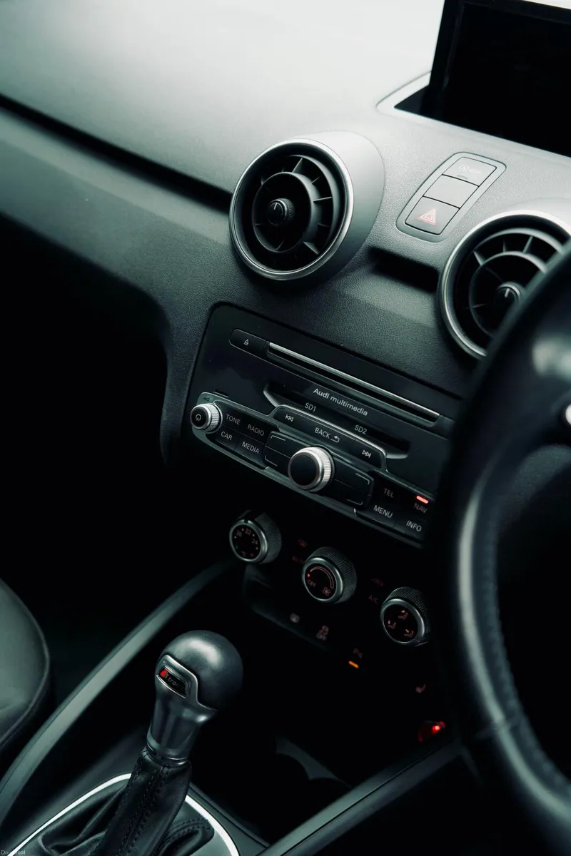 Audi A1 1.0 Sportback 2017 - Image 2