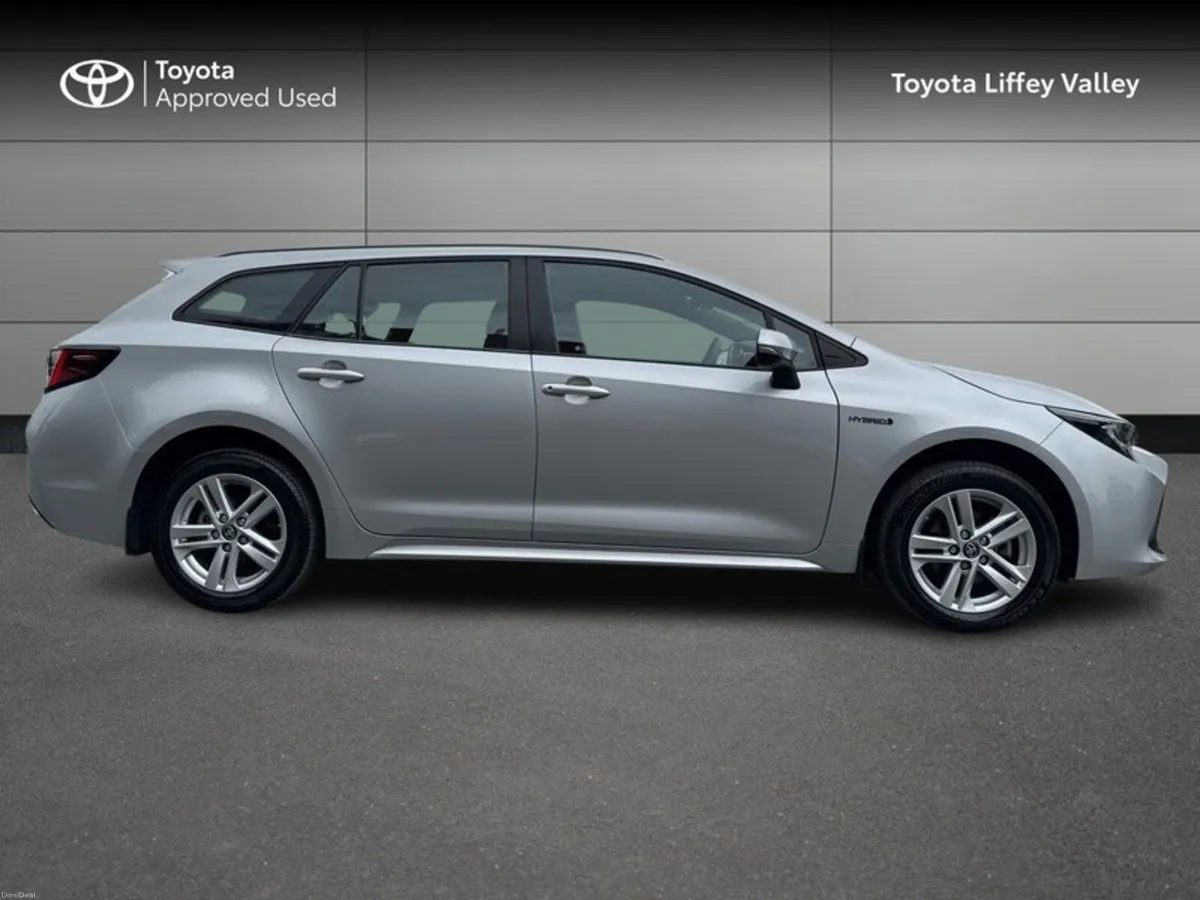 Toyota Corolla COROLLA HYBRID LUNA TOURING SPORT - Image 3