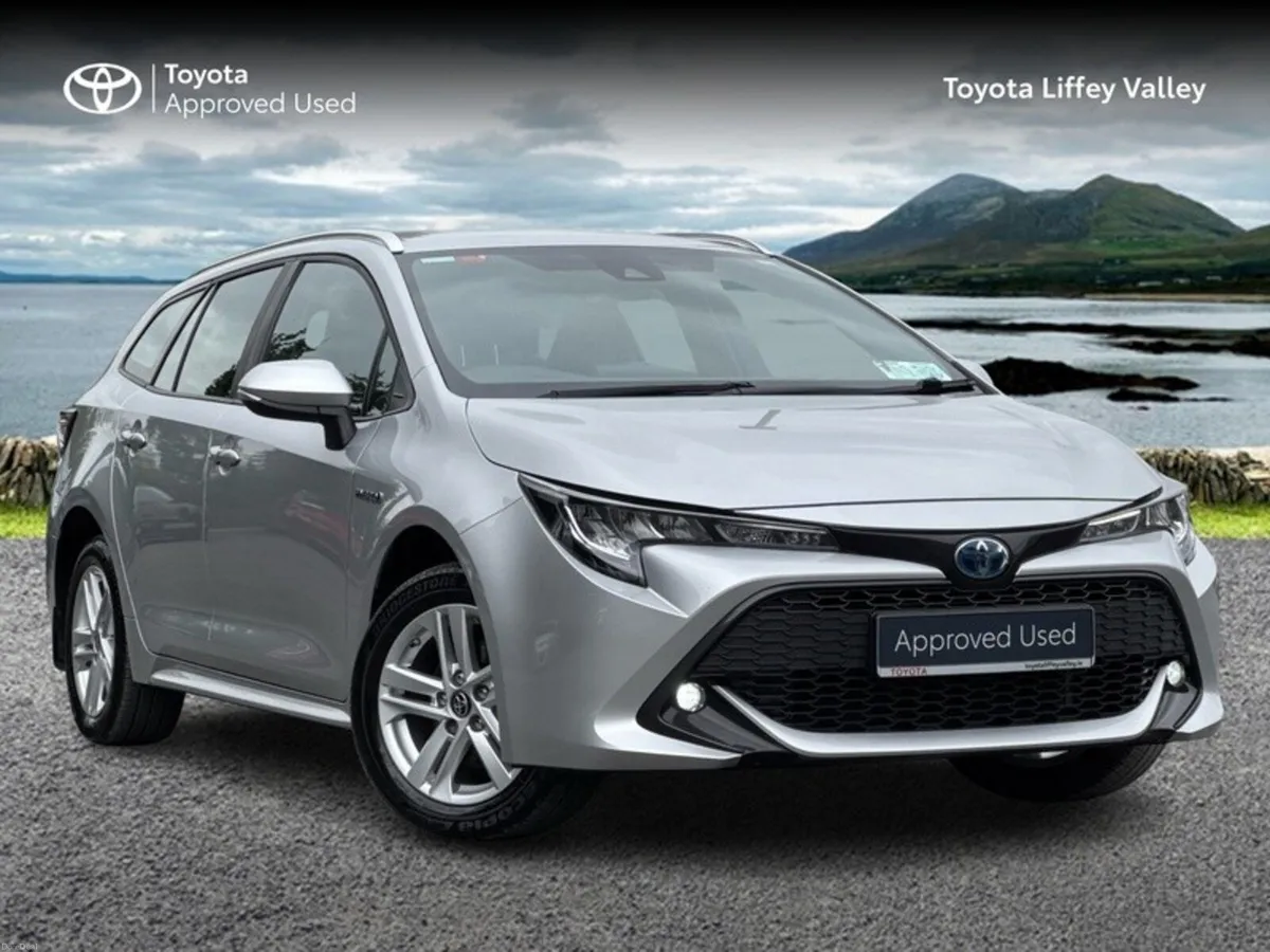 Toyota Corolla COROLLA HYBRID LUNA TOURING SPORT - Image 1
