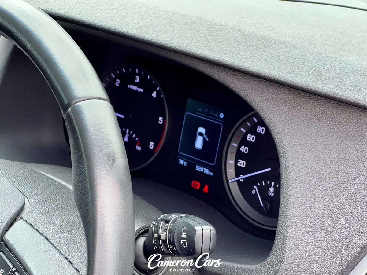 HYUNDAI TUCSON PREMIUM 92000KM STUNNING - Image 6