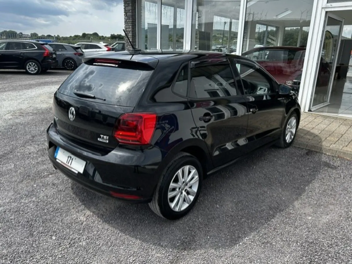 VW POLO AUTOMATIC - Image 3