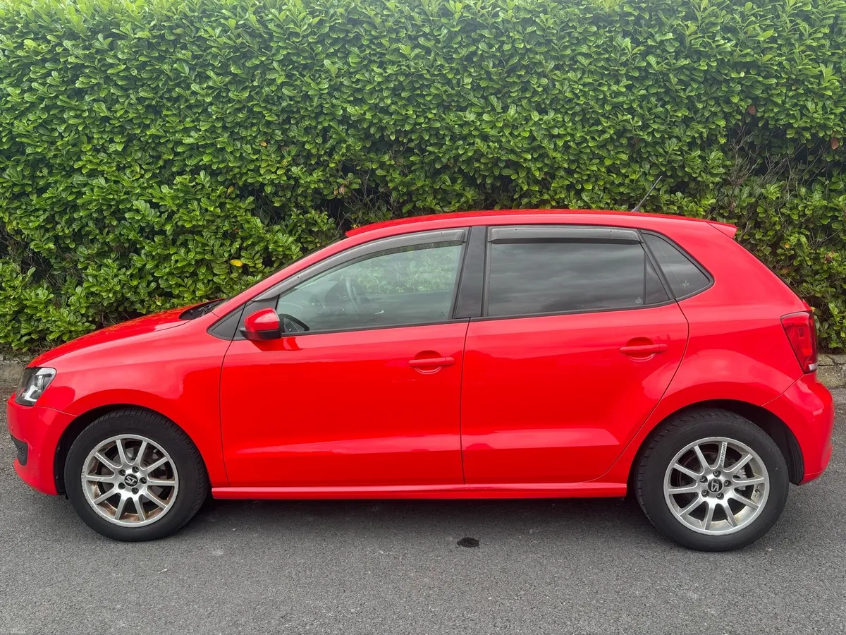 2012 Volkswagen polo 1.2 petrol automatic - Image 4