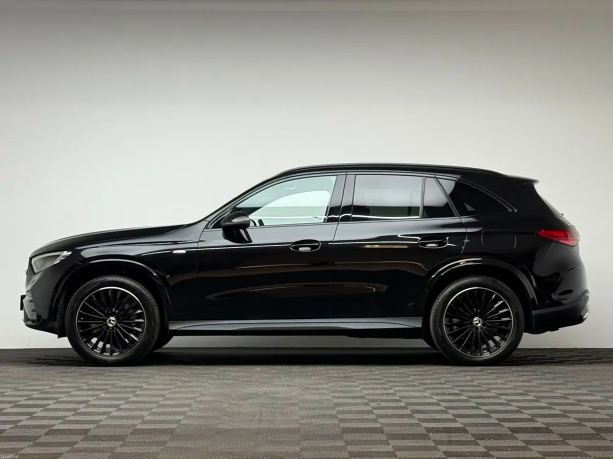 Mercedes-Benz GLC 300DE 4MATIC URBAN EDITION 4MATI - Image 4