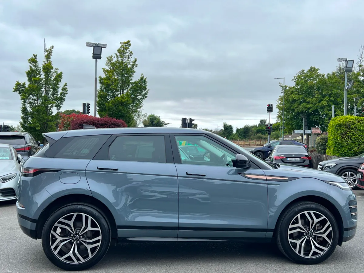 Land Rover Range Rover Evoque P300E PHEV R-DYNAMIC - Image 4