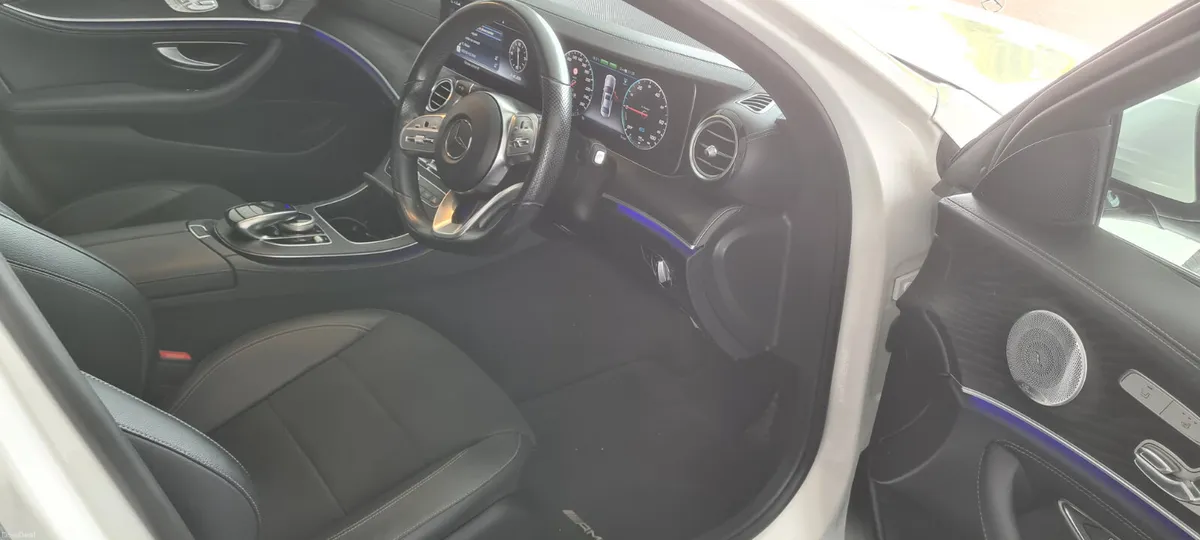 Mercedes-Benz E-Class 2019 - Image 6
