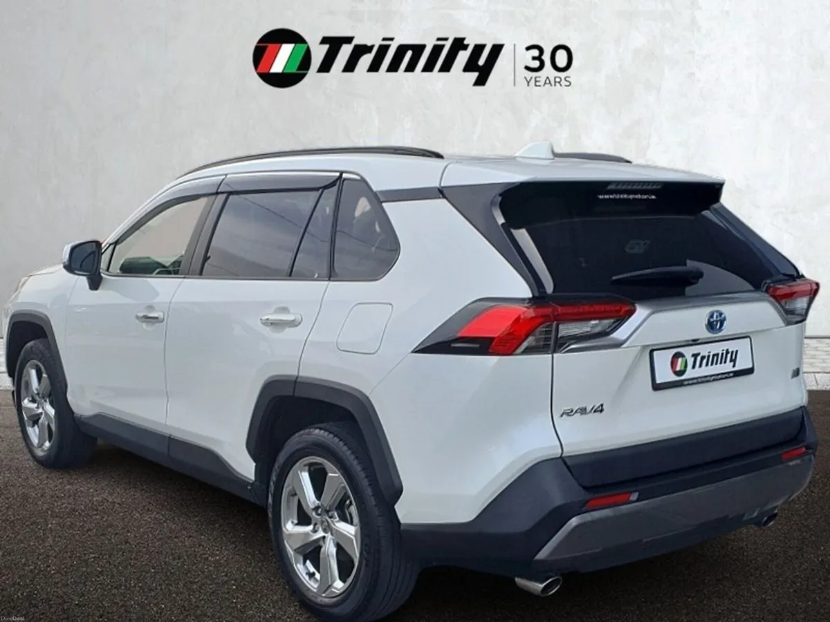 Toyota RAV4 ** G HYBRID ** HUGE SPEC ** TRINITY MO - Image 3