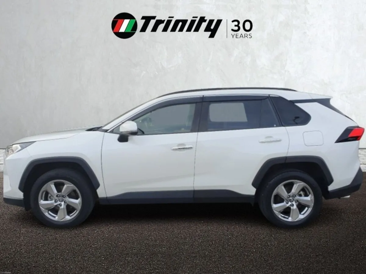 Toyota RAV4 ** G HYBRID ** HUGE SPEC ** TRINITY MO - Image 5