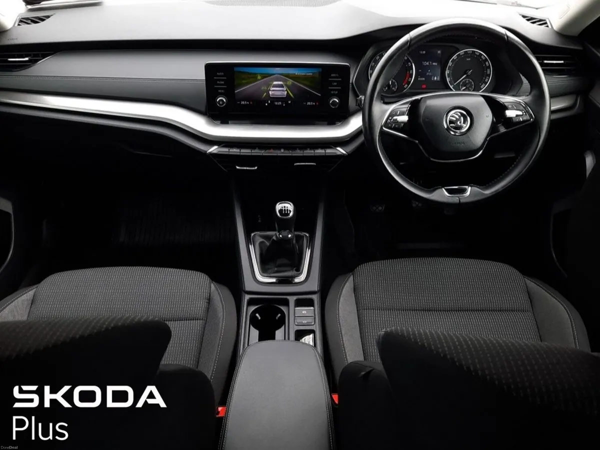 Skoda Octavia AMBITION 2.0 TDI 115HP 5DR - Image 2