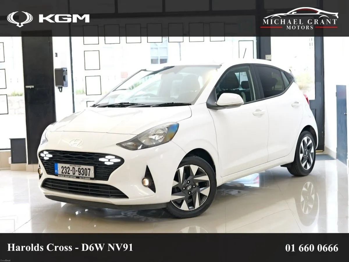 Hyundai i10 DELUXE PLUS 1.0 PETROL ONLY 45KM 1 OWN - Image 3